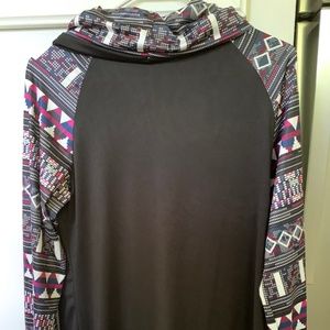 Size small black tribal print cowl neck long sleeve lose shirt